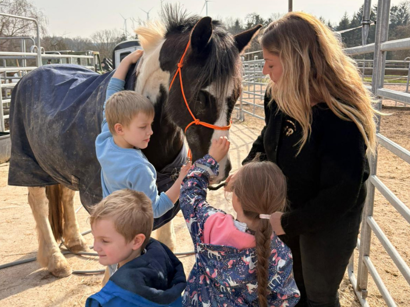 Reitpädagogik Ponyclub mit Herz
